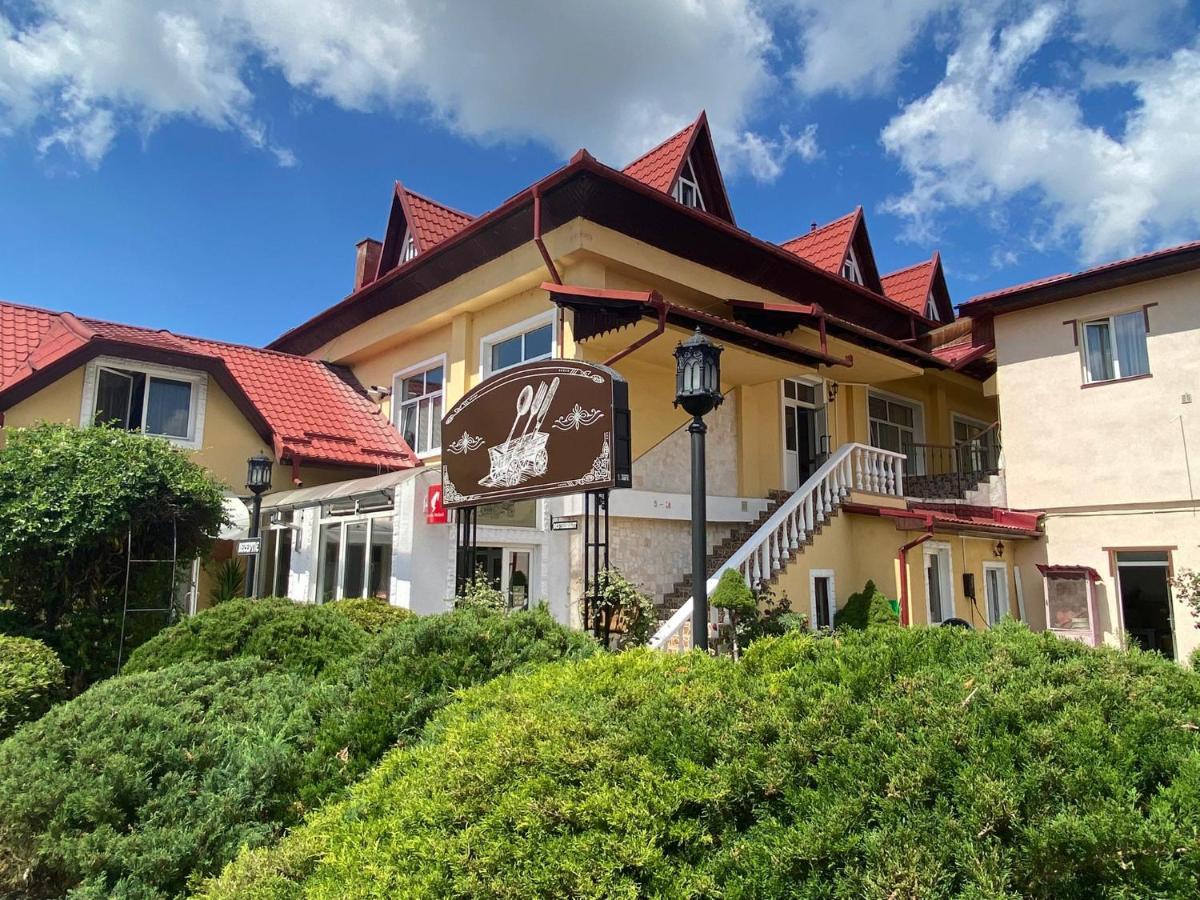 Pensiunea Viena Targu Mures Exterior photo